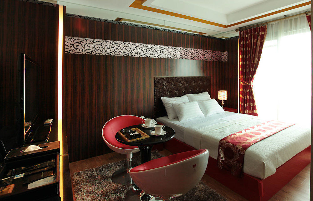 Gallery Tourist Hotel Tongyeong Exterior photo
